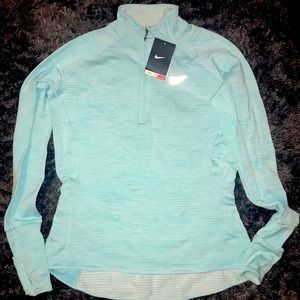 NEW NIKE DRI-FIT THERMAL TOP